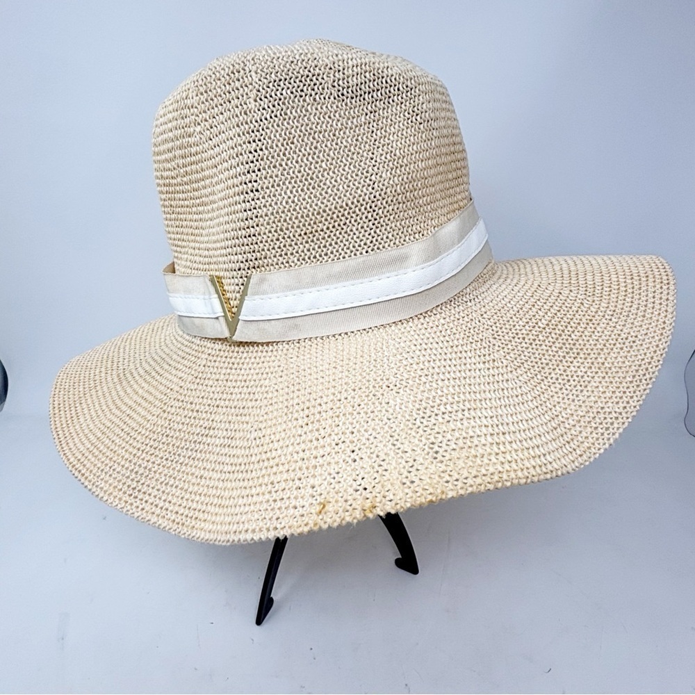 VINCE CAMUTO Women’s Natural Woven Paper Hat Floppy V Logo Sun Protection OS